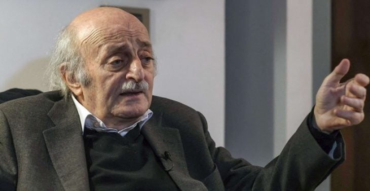 جنبلاط يدين الغارات الإسرائيلية على سوريا ويدعو لدعم الدولة الجديدة برئاسة الشرع!