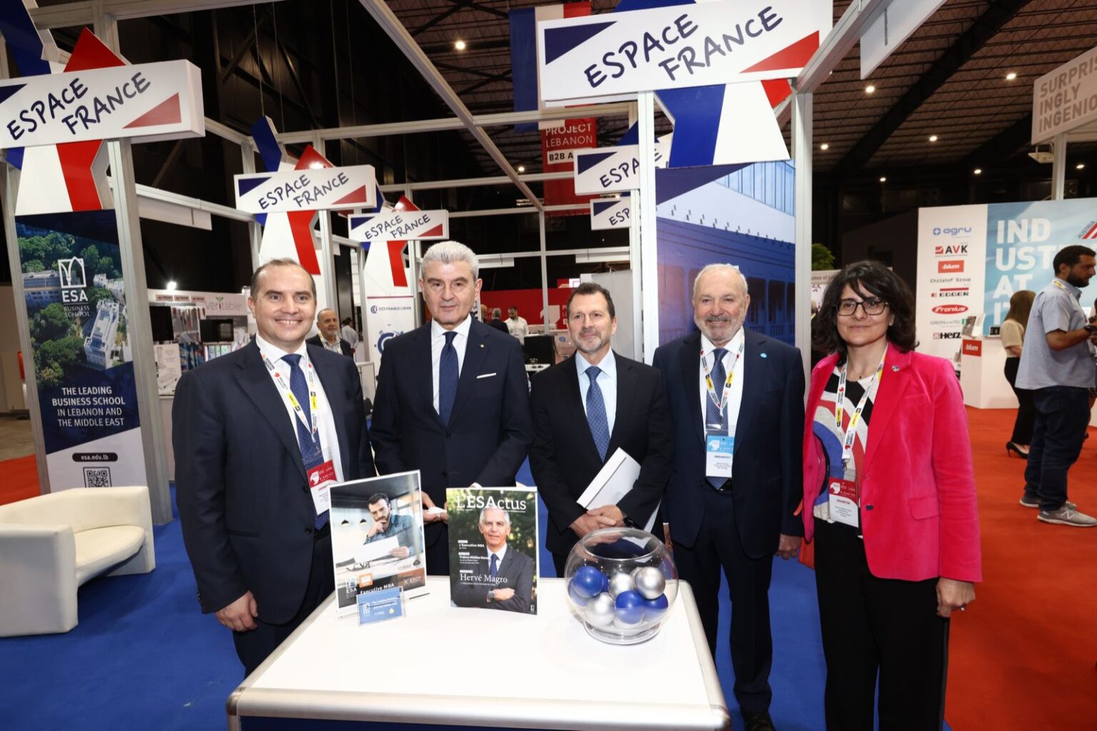 عيسى الخوري ممثلا رئيس الحكومة في افتتاح معرض بروجكت لبنان: حان الوقت لنتخلص من ثقافة الموت والحرب ولنعلّم أبناءنا ثقافة الحياة والاعمار