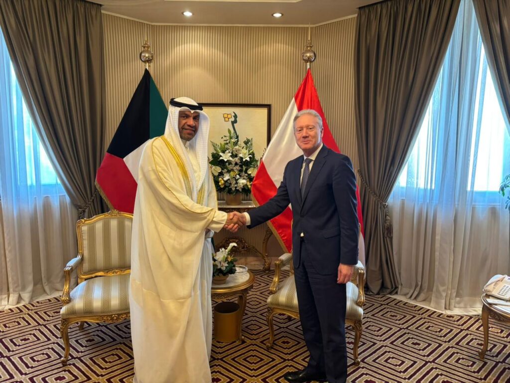 وزير الخارجية يدعو إلى عودة المستثمرين والسياح الكويتيين إلى لبنان