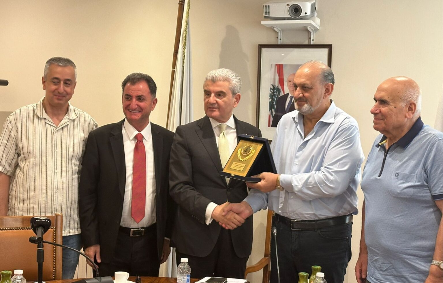 وزير الصناعة: من غير المسموح ان نستورد 80% مما نستهلك