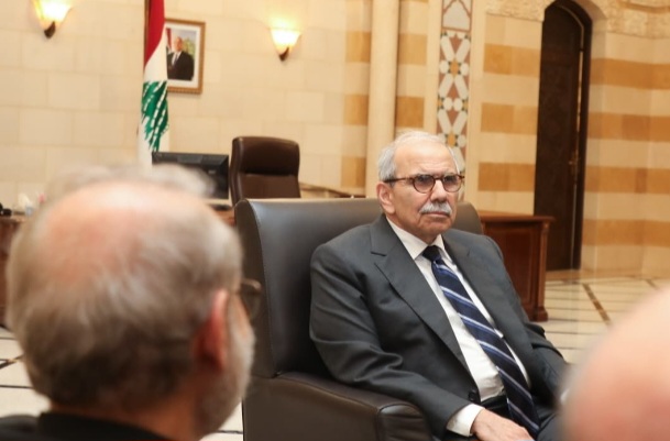 سلام للاريجاني: لا وصاية ولا إملاءات على القرار الوطني