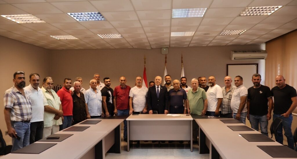 دبوسي: احتضان قطاع “شاحنات الترانزيت”ضرورة حيوية لتطوير حركة النقل الخارجي