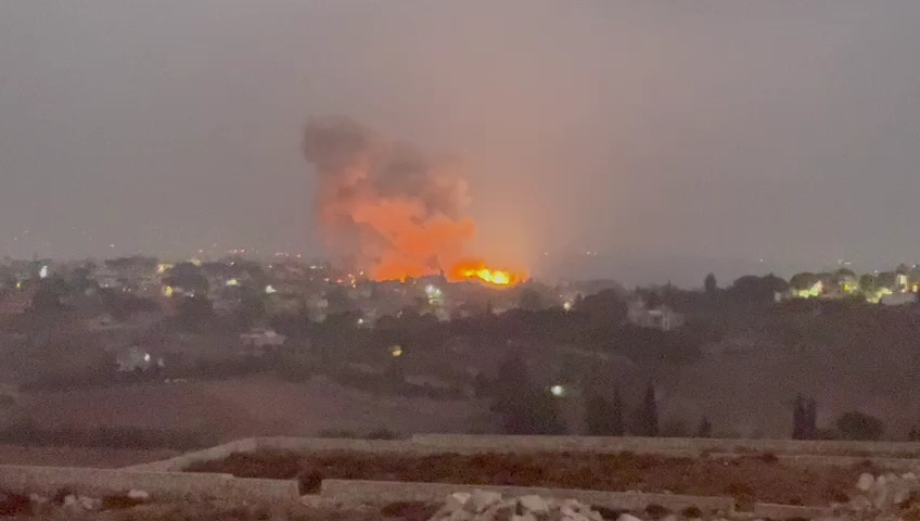 بالفيديو.. مشاهد للغارات على بلدة زوطر الشرقية