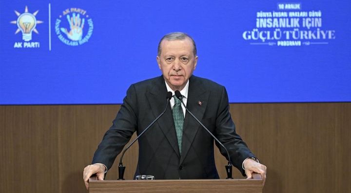 أردوغان يواجه “المفلسين إنسانياً” ويؤكد: سنبقى مع السوريين حتى النهاية