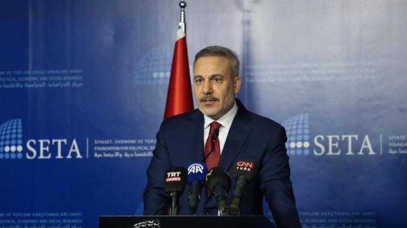 فيدان يراهن على تنفيذ اتفاق 10 آذار في سوريا