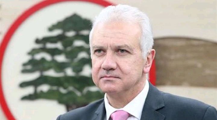 نهج “الخارجية” يغيظ المقداد.. كرم: رجي يتصرف كرجل دولة ومؤسسات