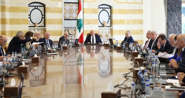 الدولة التي تأكل أبناءها وتعاقب مواطنيها على أخطائها..